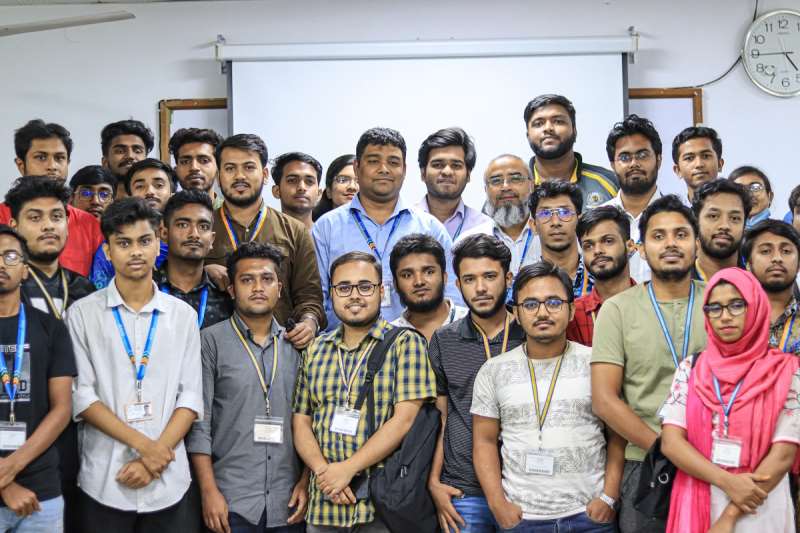 Seminar on ‘’2D Material based Smart  Antenna Design and its Applications’’