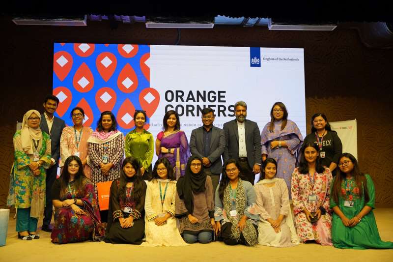 AIUB-IQAC and AIUB Women Forum organized seminar on “Road to Entrepreneurship”