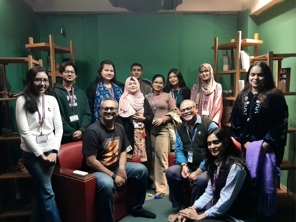 AIUB MMC Students Visit Gorai Film Production House